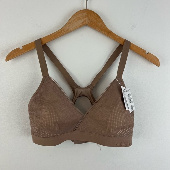 LULULEMON Awake to Lace Bra. NWT Size 32D - Picture 6 of 12
